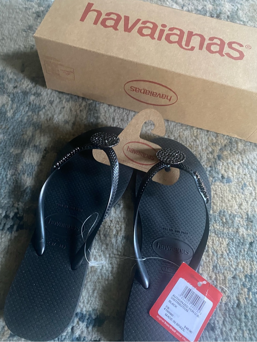 Women's Haivaianas Black Blingy Flip Flops in Size 7/8